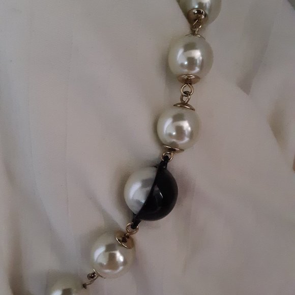 Anne Klein Choker Faux Pearl Necklace - Picture 5 of 8